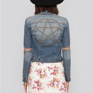 Gypsy Warrior Pentagram Studded Distressed Witchy Denim Jacket Sz M